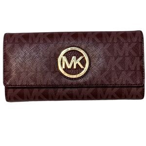 Michael Kors Jet Set Travel Wallet Fulton Purple Merlot Gold Logo Snap Foldover